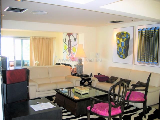 5 bedroom Villa for sale in San Agustín, San Bartolomé de Tirajana with pool garage - € 1,750,000 (Ref: 4461547)