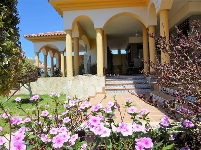 6 soverom Villa til salgs i Sonneland, San Bartolomé de Tirajana med svømmebasseng garasje - € 3 500 000 (Ref: 4461548)