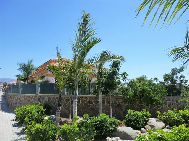6 soverom Villa til salgs i Sonneland, San Bartolomé de Tirajana med svømmebasseng garasje - € 3 500 000 (Ref: 4461548)