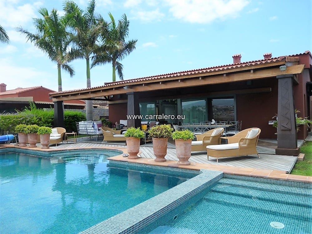 3 bedroom Villa for sale in Salobre Golf with pool garage - € 2,150,000 (Ref: 4606077)