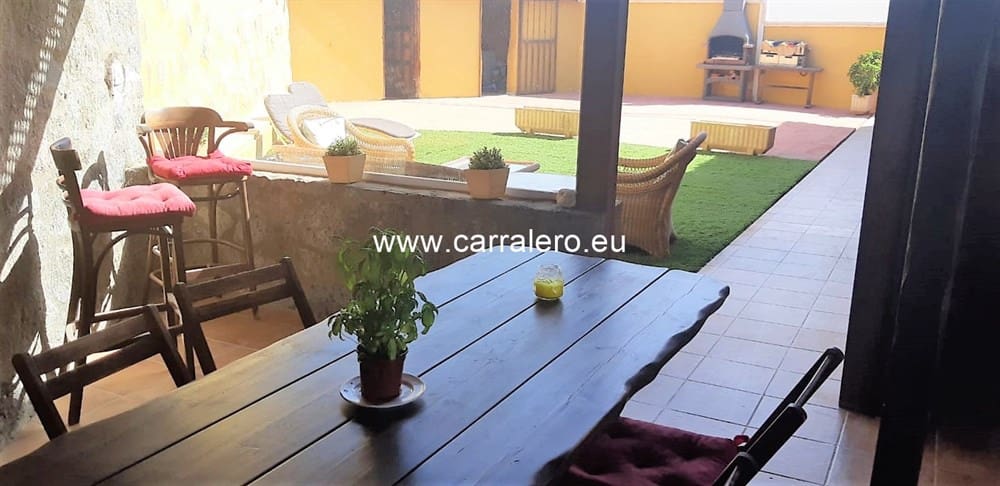 3 soveværelse Finca/Landehus til salg i El Salobre med swimmingpool - € 680.000 (Ref: 4707625)