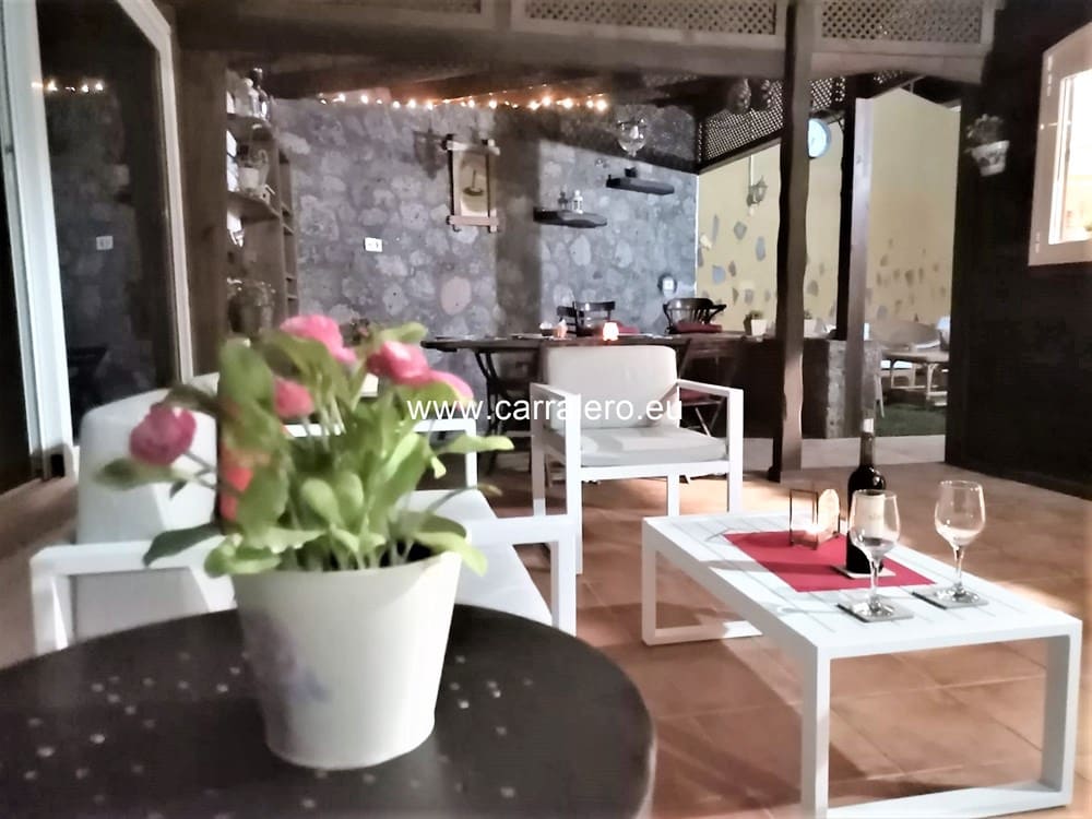 3 soveværelse Finca/Landehus til salg i El Salobre med swimmingpool - € 680.000 (Ref: 4707625)