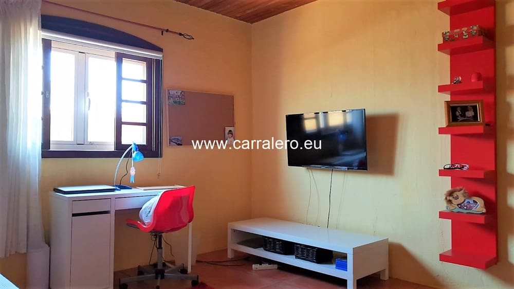 3 soveværelse Finca/Landehus til salg i El Salobre med swimmingpool - € 680.000 (Ref: 4707625)