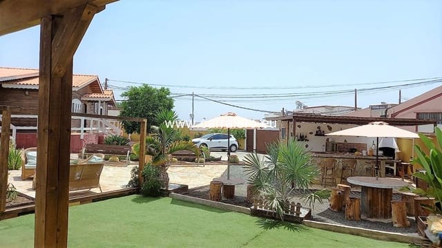 3 slaapkamer Finca/Landhuis te koop in El Salobre, San Bartolomé de Tirajana met zwembad - € 680.000 (Ref: 4707625)