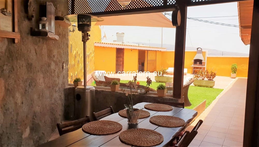 3 soveværelse Finca/Landehus til salg i El Salobre med swimmingpool - € 680.000 (Ref: 4707625)