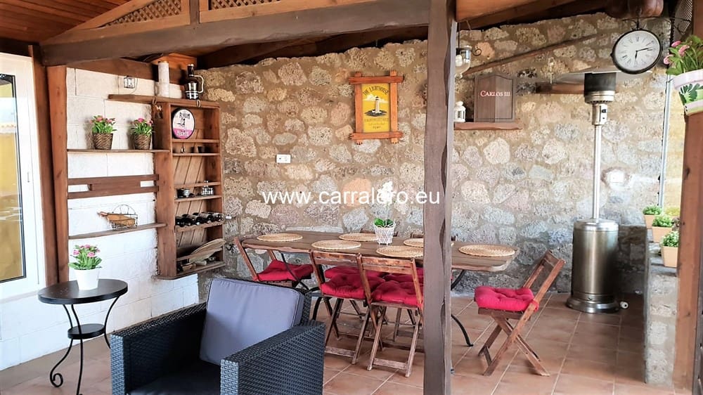 3 soveværelse Finca/Landehus til salg i El Salobre med swimmingpool - € 680.000 (Ref: 4707625)