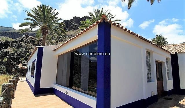 8 bedroom Finca/Country House for sale in Fataga, San Bartolomé de Tirajana with pool - € 990,000 (Ref: 4709083)