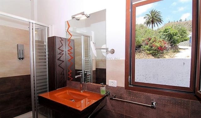 8 bedroom Finca/Country House for sale in Fataga, San Bartolomé de Tirajana with pool - € 990,000 (Ref: 4709083)