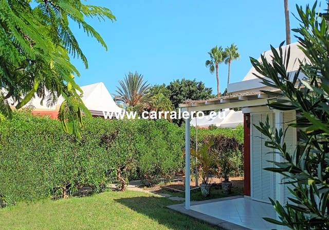 1 bedroom Bungalow for sale in Maspalomas, San Bartolomé de Tirajana with pool garage - € 520,000 (Ref: 7781664)