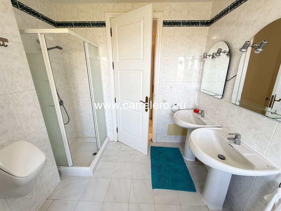 7 slaapkamer Villa te koop in Monte Leon met zwembad garage - € 2.290.000 (Ref: 9075572)