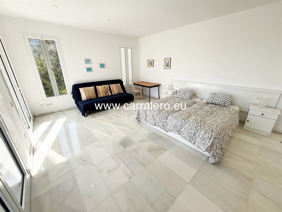 7 slaapkamer Villa te koop in Monte Leon met zwembad garage - € 2.290.000 (Ref: 9075572)