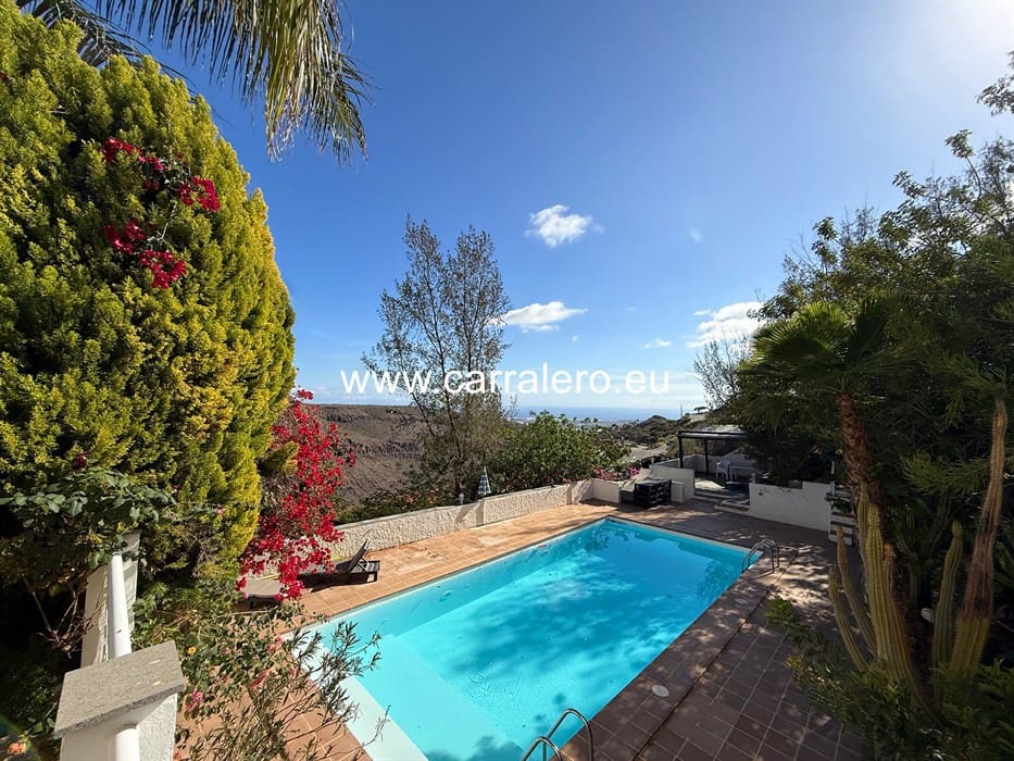 7 slaapkamer Villa te koop in Monte Leon met zwembad garage - € 2.290.000 (Ref: 9075572)