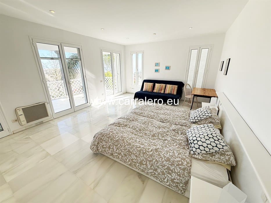 7 slaapkamer Villa te koop in Monte Leon met zwembad garage - € 2.290.000 (Ref: 9075572)