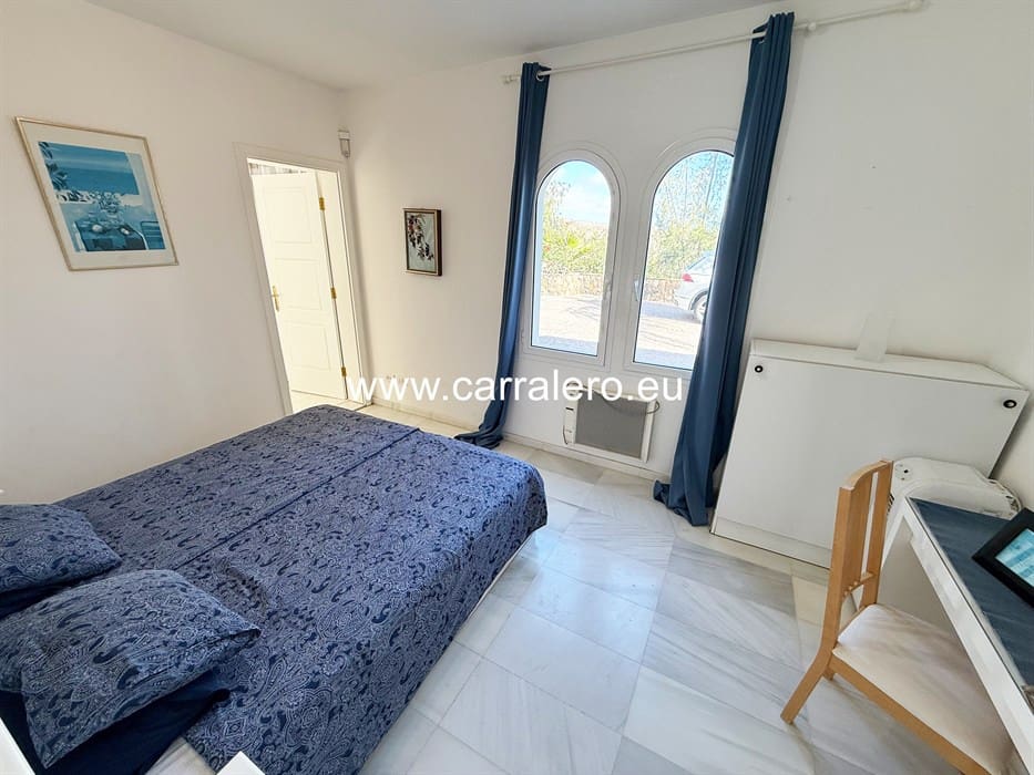 7 slaapkamer Villa te koop in Monte Leon met zwembad garage - € 2.290.000 (Ref: 9075572)