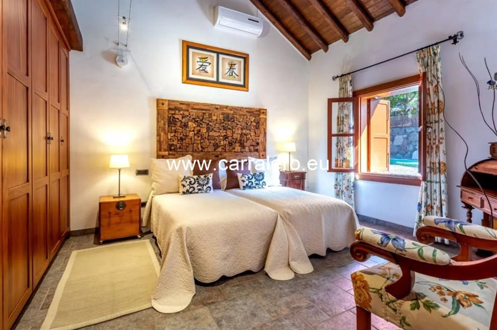 4 soveværelse Finca/Landehus til salg i Mogan med garage - € 1.290.000 (Ref: 9142361)