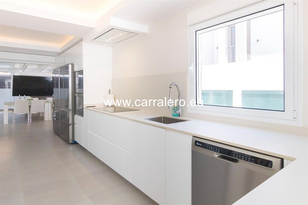 5 soveværelse Villa til salg i Meloneras med swimmingpool garage - € 2.800.000 (Ref: 9311442)