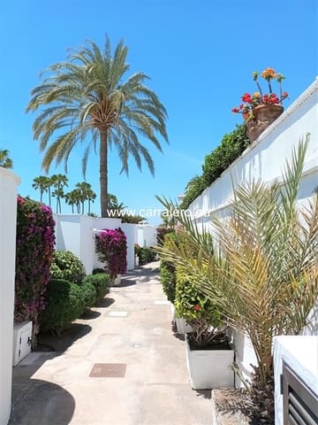 3 bedroom Bungalow for sale in Playa del Inglés, San Bartolomé de Tirajana with pool garage - € 1,350,000 (Ref: 9432480)