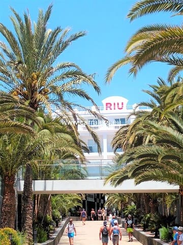 3 bedroom Bungalow for sale in Playa del Inglés, San Bartolomé de Tirajana with pool garage - € 1,350,000 (Ref: 9432480)