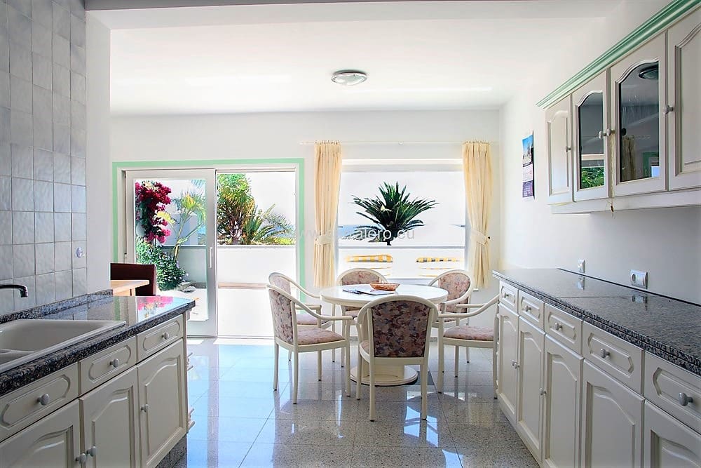 3 slaapkamer Bungalow te koop in Playa del Ingles met zwembad garage - € 1.590.000 (Ref: 9532410)