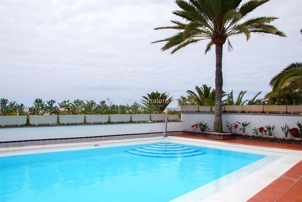 3 slaapkamer Bungalow te koop in Playa del Ingles met zwembad garage - € 1.590.000 (Ref: 9532410)