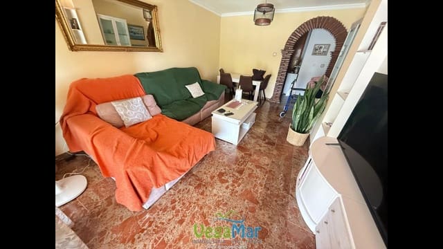 Appartement de 3 chambres à louer à Almuñécar avec piscine garage - 900 € (Ref: 10024733)