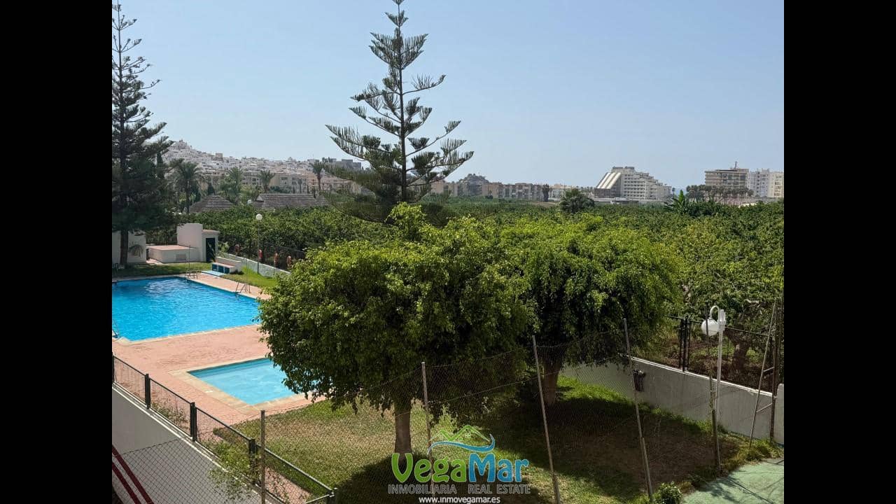 3 bedroom Flat for rent in Almunecar with pool garage - € 900 (Ref: 10024733)