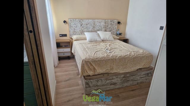 2 bedroom Flat for sale in Almuñécar - € 279,000 (Ref: 10027581)