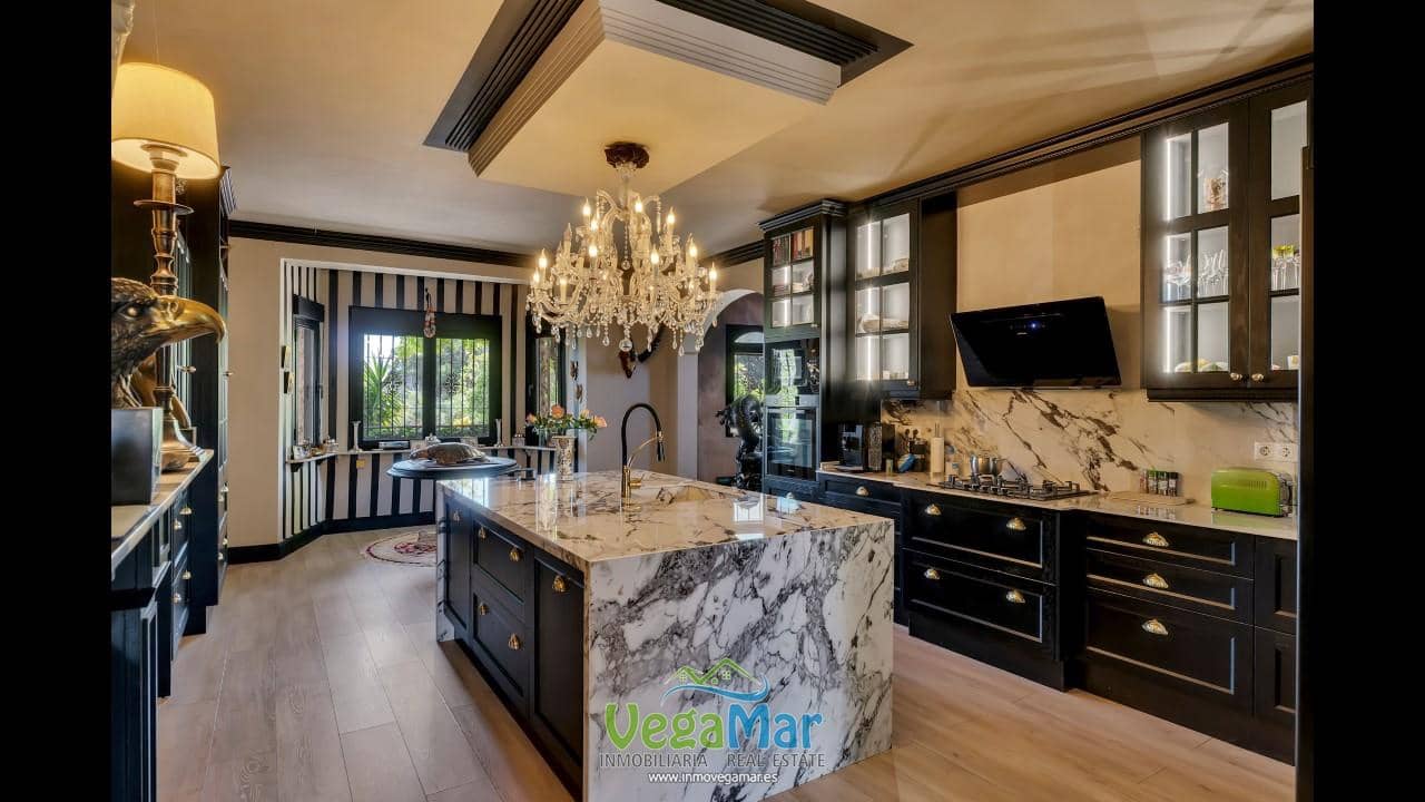 4 bedroom Finca/Country House for sale in Freila - € 1,340,000 (Ref: 10037706)
