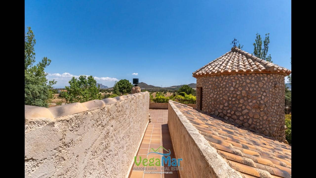 4 bedroom Finca/Country House for sale in Freila - € 1,340,000 (Ref: 10037706)