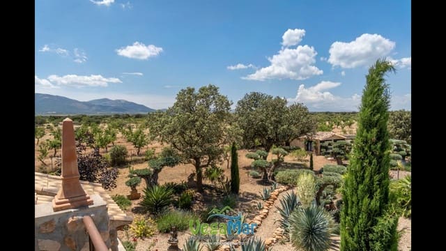 4 bedroom Finca/Country House for sale in Freila - € 1,340,000 (Ref: 10037706)