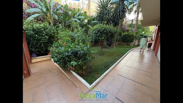 2 soveværelse Lejlighed til leje i La Herradura, Almuñécar med swimmingpool garage - € 700 (Ref: 10062808)