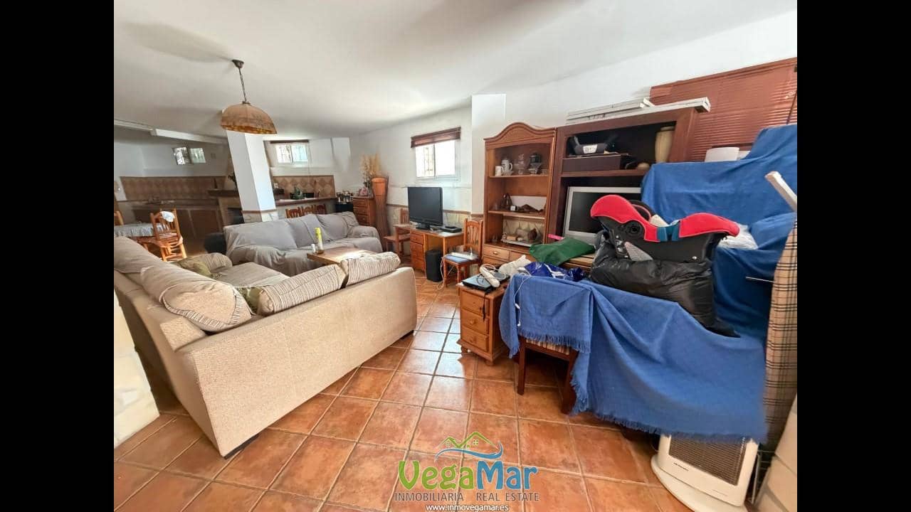 4 camera da letto Villa in vendita in Nerja con garage - 465.000 € (Rif: 10127481)