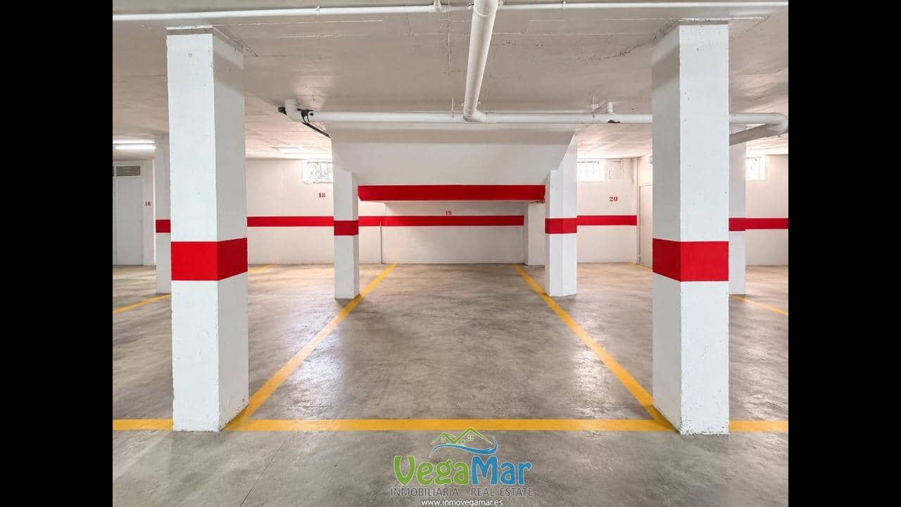 4 camera da letto Villa in vendita in Nerja con garage - 465.000 € (Rif: 10127481)
