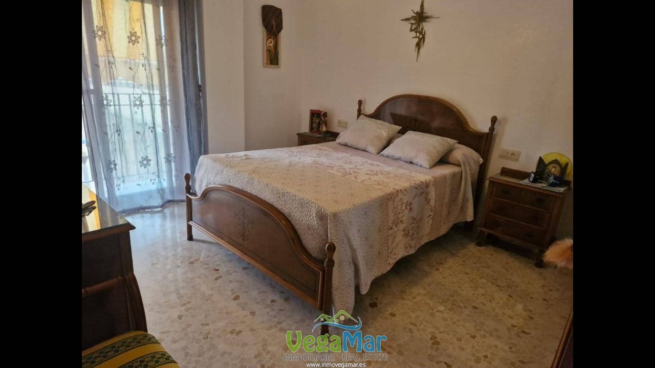 3 quarto Apartamento para venda em Almunecar com garagem - 355 000 € (Ref: 10135330)