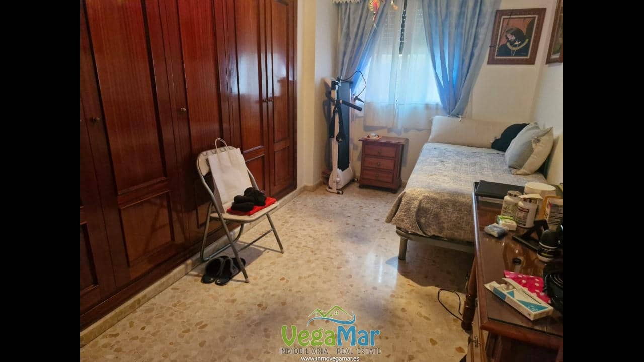 3 quarto Apartamento para venda em Almunecar com garagem - 355 000 € (Ref: 10135330)