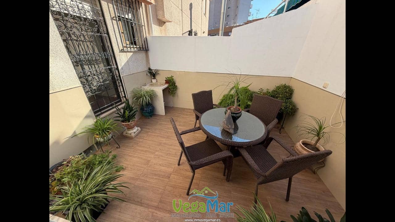 3 soveværelse Villa til salg i Almunecar med garage - € 499.000 (Ref: 10158632)