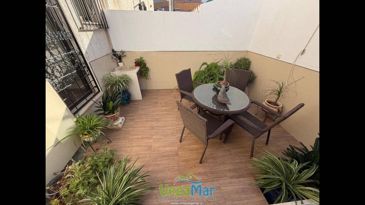 3 soveværelse Villa til salg i Almunecar med garage - € 499.000 (Ref: 10158632)