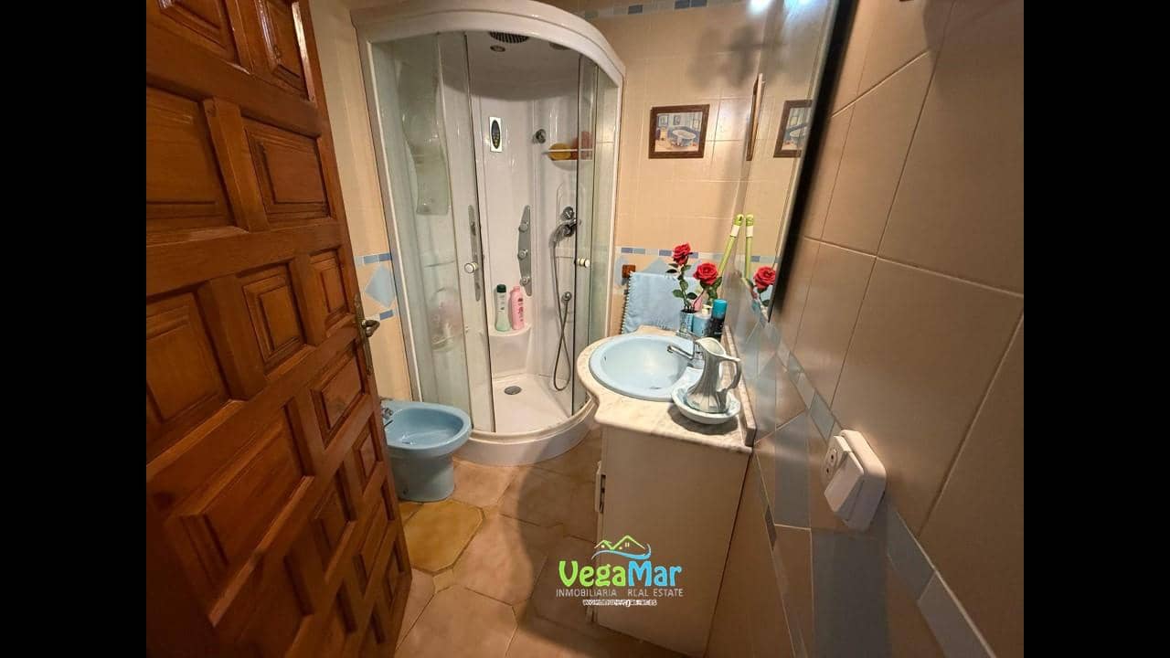 3 soveværelse Villa til salg i Almunecar - € 180.000 (Ref: 3805818)