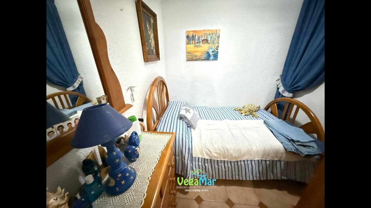 3 soveværelse Villa til salg i Almunecar - € 180.000 (Ref: 3805818)