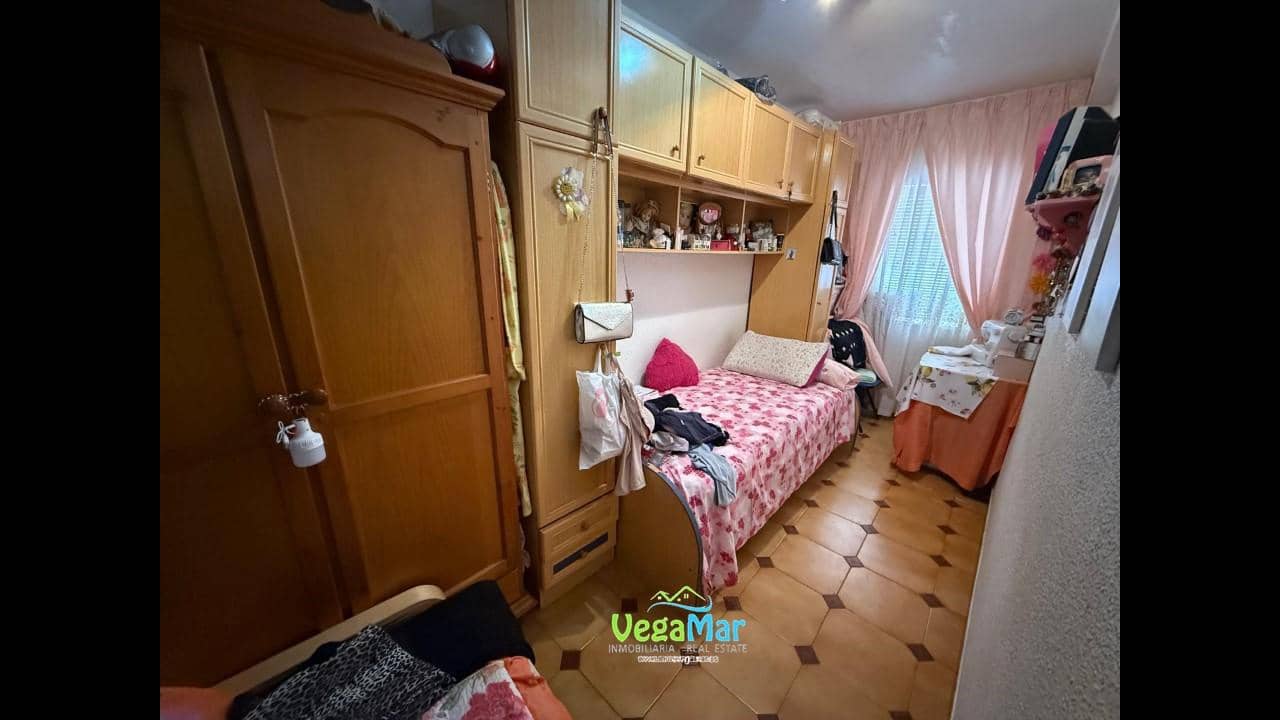 3 soveværelse Villa til salg i Almunecar - € 180.000 (Ref: 3805818)