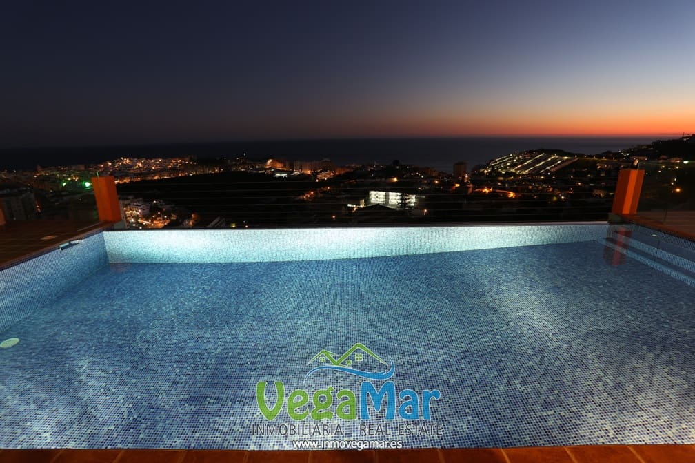 6 bedroom Villa for sale in Almunecar - € 2,900,000 (Ref: 3805847)