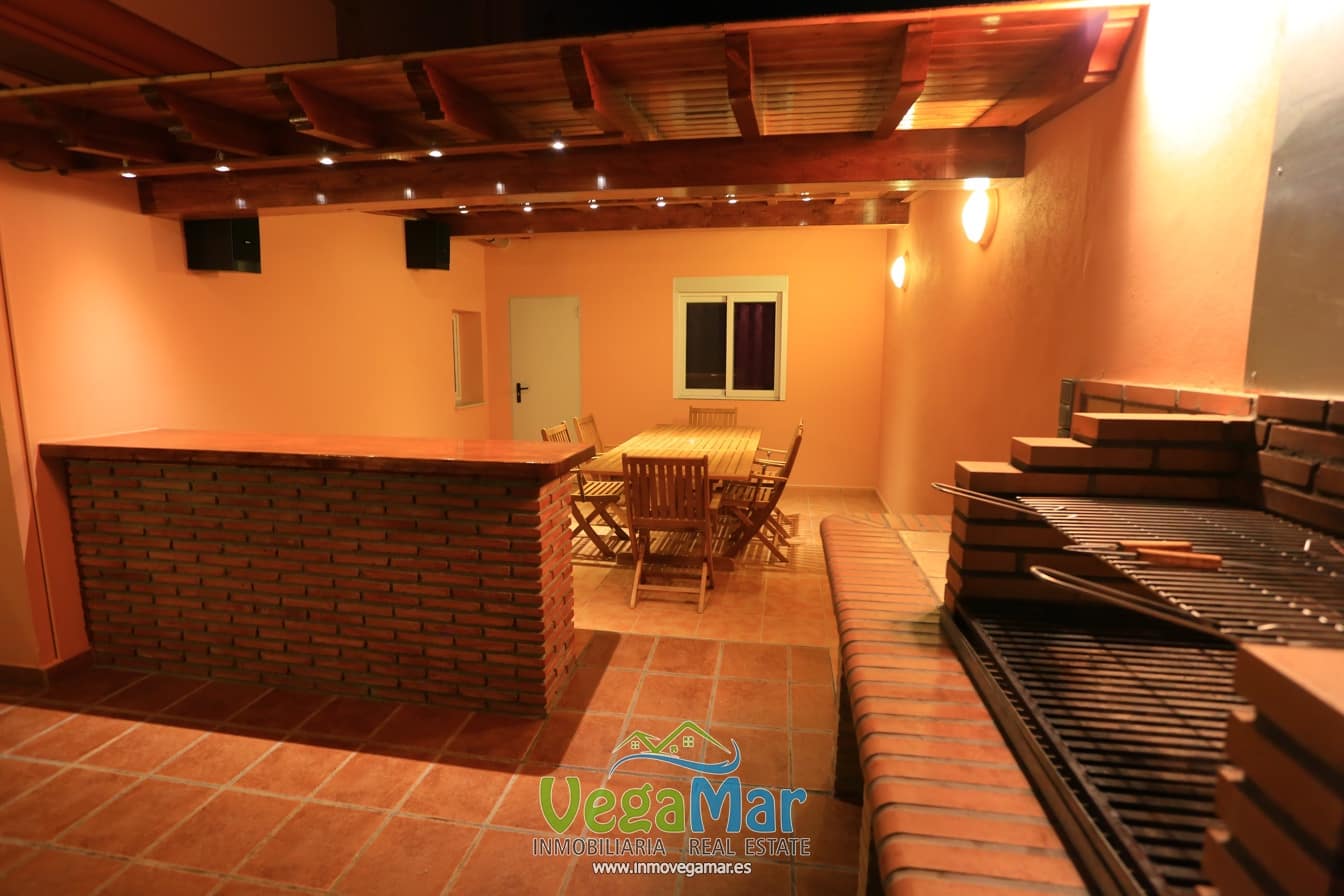 6 bedroom Villa for sale in Almunecar - € 2,900,000 (Ref: 3805847)