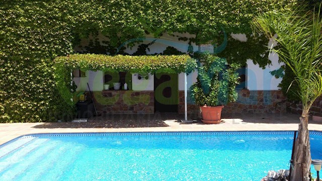 5 soveværelse Villa til salg i Almuñécar - € 845.000 (Ref: 3805848)