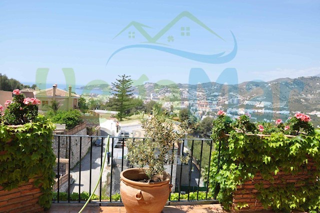 5 soveværelse Villa til salg i Almuñécar - € 845.000 (Ref: 3805848)