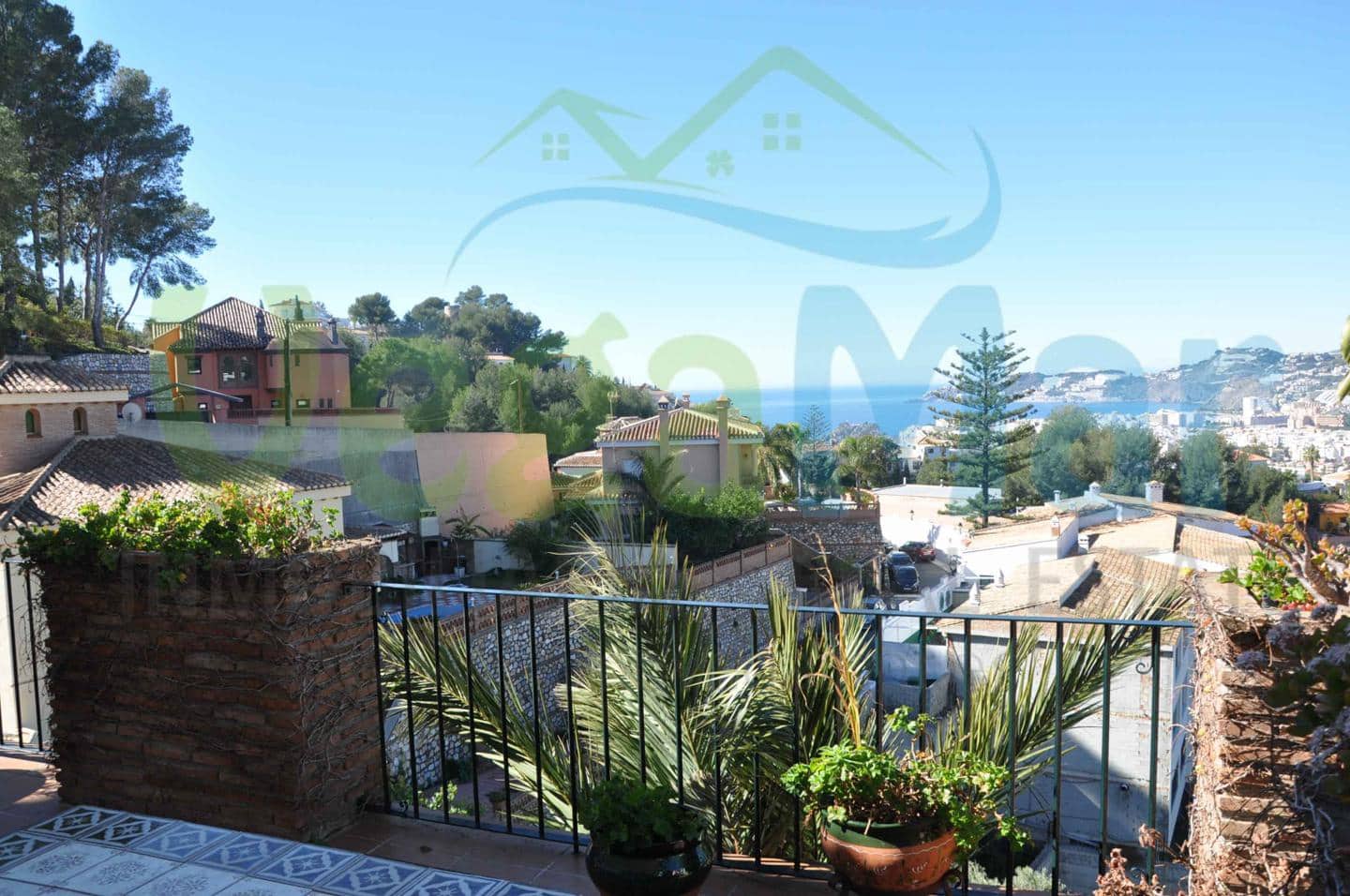 5 Zimmer Villa zu verkaufen in Almunecar - 845.000 € (Ref: 3805848)