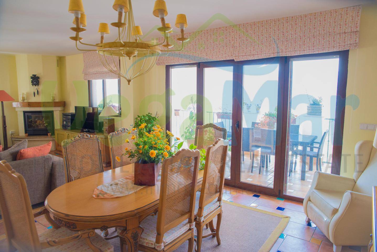 5 chambre Villa/Maison à vendre à Almunecar avec piscine - 650 000 € (Ref: 3805854)