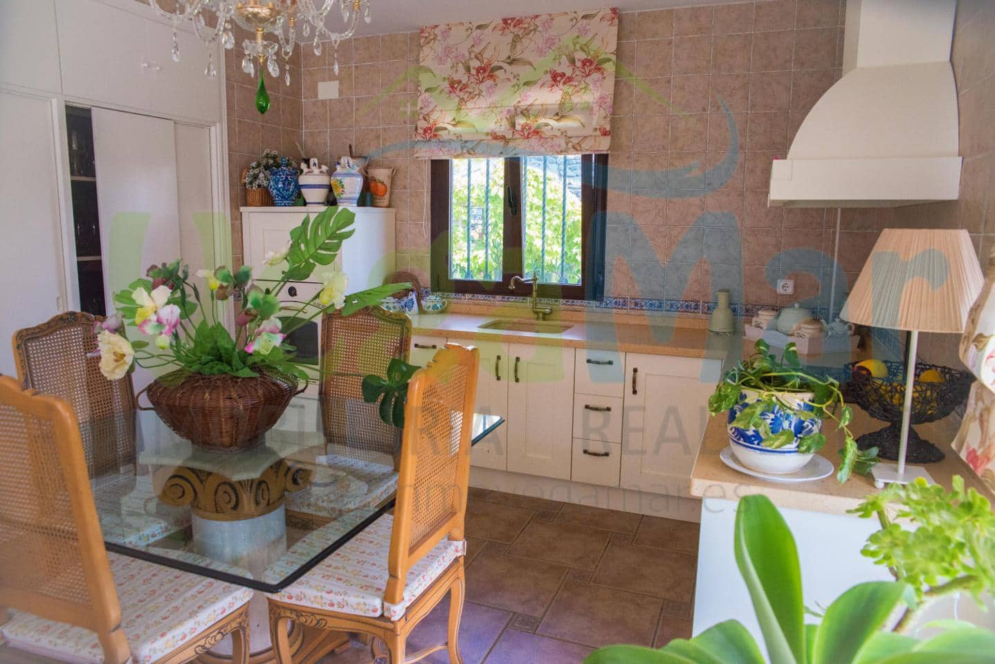 5 chambre Villa/Maison à vendre à Almunecar avec piscine - 650 000 € (Ref: 3805854)