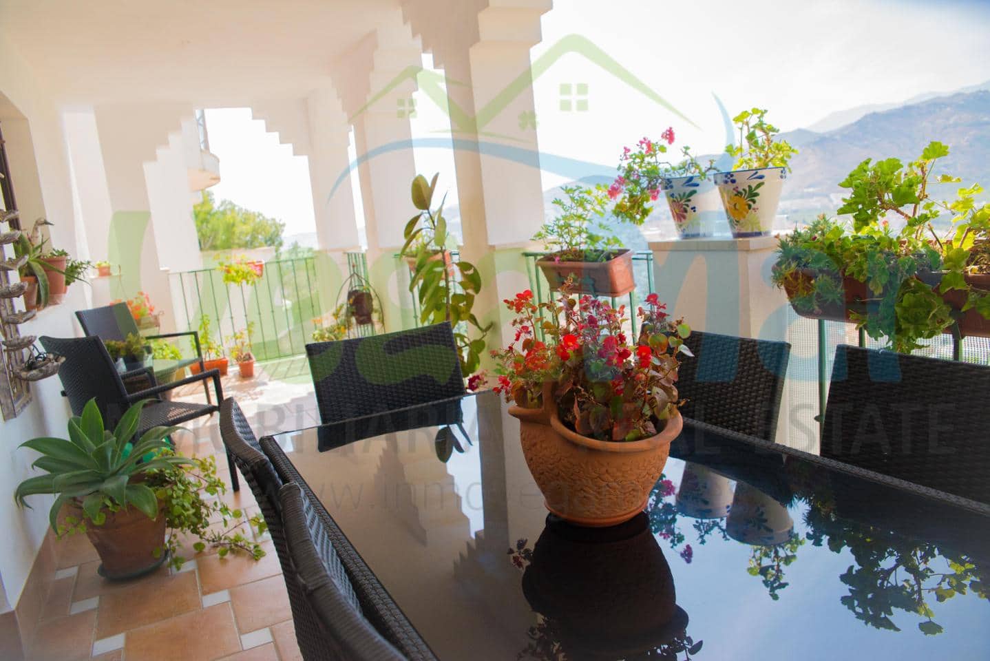 5 chambre Villa/Maison à vendre à Almunecar avec piscine - 650 000 € (Ref: 3805854)
