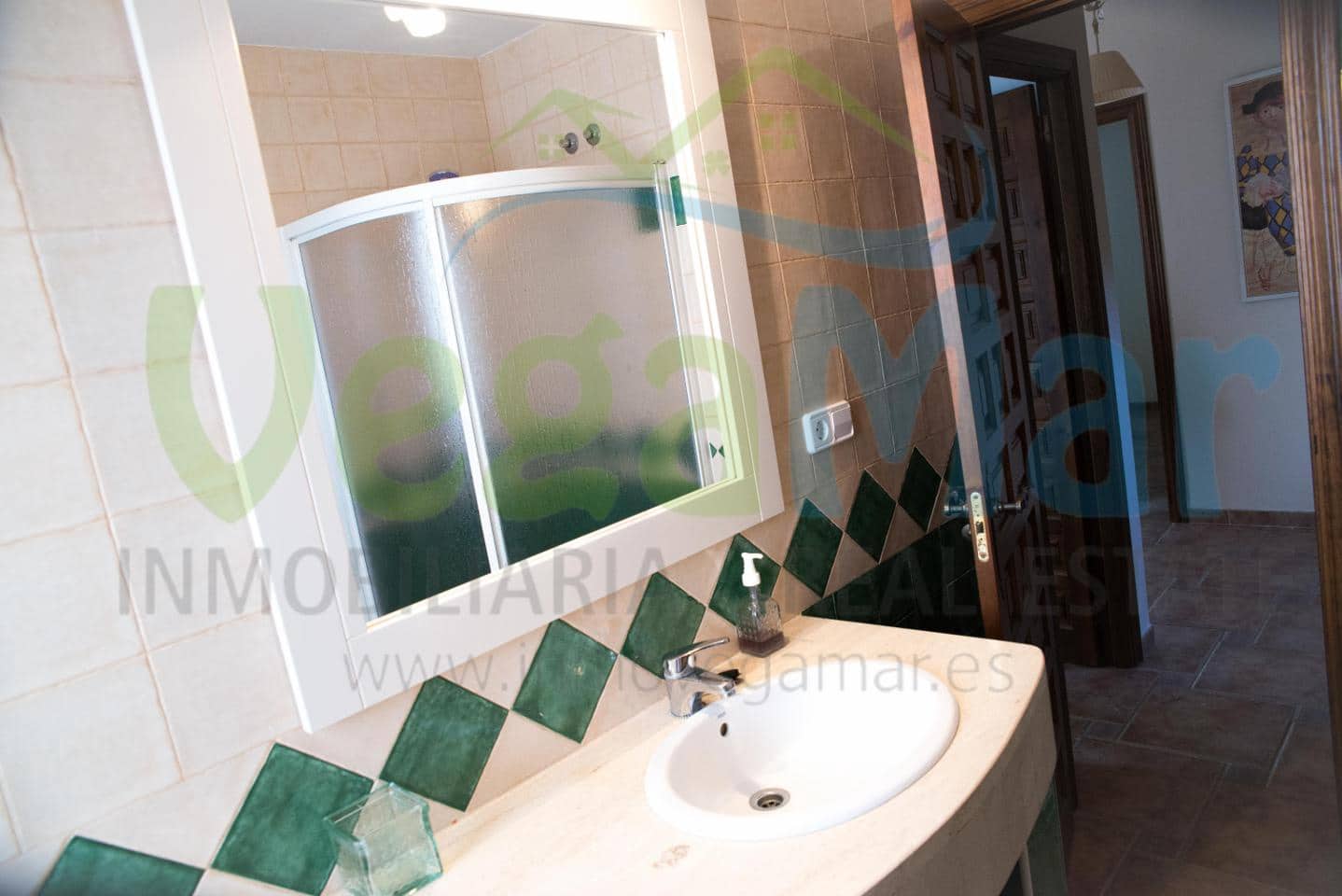 5 chambre Villa/Maison à vendre à Almunecar avec piscine - 650 000 € (Ref: 3805854)