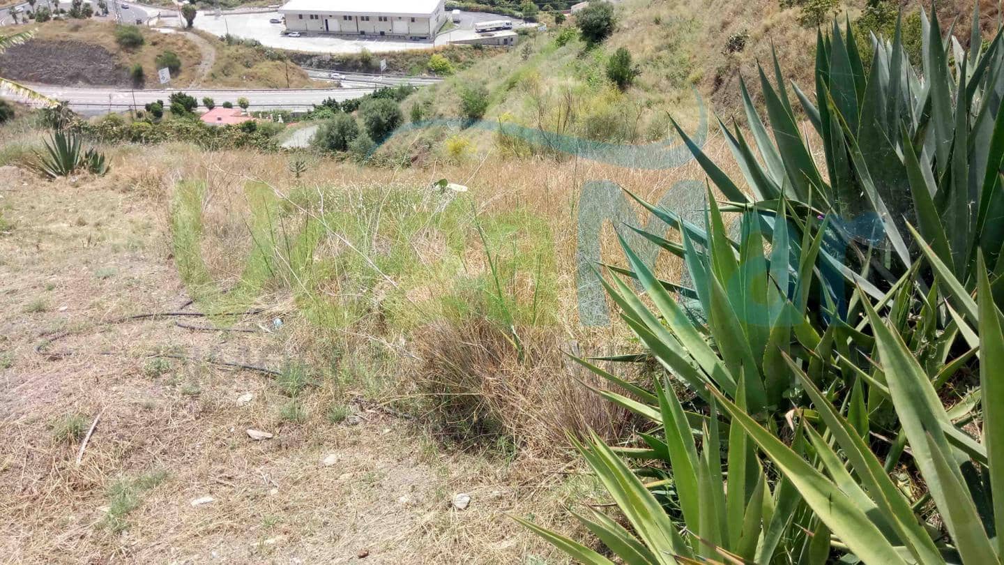 Terre non Aménagée à vendre à Almunecar - 70 000 € (Ref: 4002218)